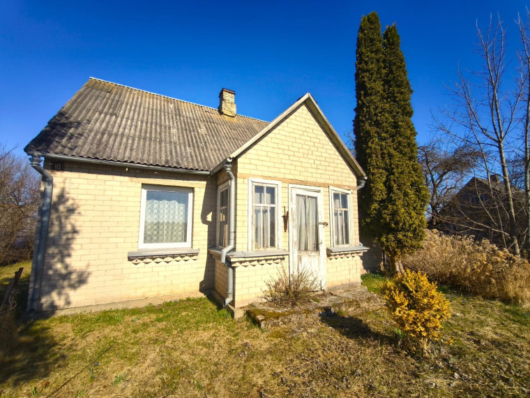 Parduodamas namas J. Biliūno g., Debeikių mstl., Anykščių r. sav., 68 m² ploto 3 kambariai 3