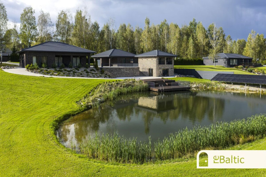 Parduodamas namas Varniškių k., Vilniaus r. sav., 230.52 m2 ploto, 1 aukštai 2