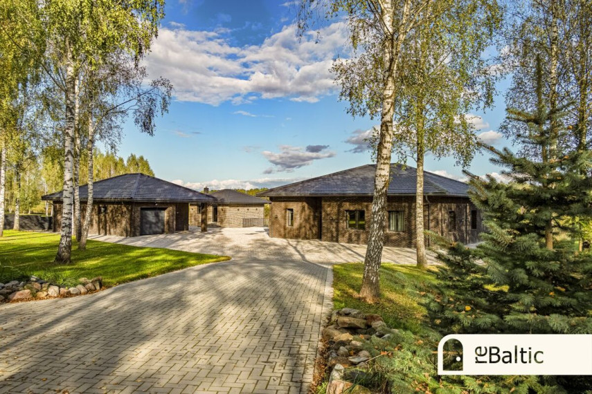 Parduodamas namas Varniškių k., Vilniaus r. sav., 230.52 m2 ploto, 1 aukštai 4