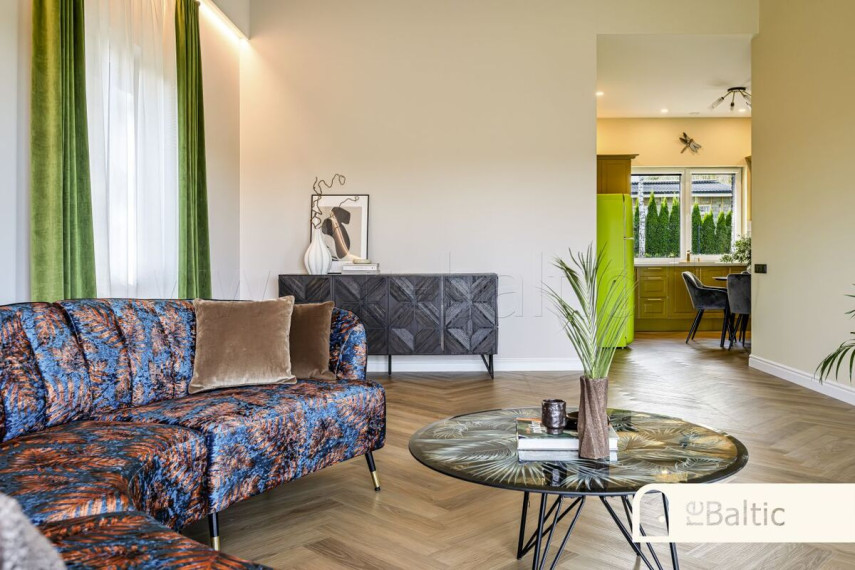 Parduodamas namas Varniškių k., Vilniaus r. sav., 230.52 m2 ploto, 1 aukštai 15