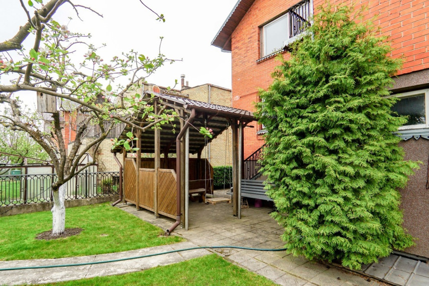 Parduodamas namas Žilvičių g., Panevėžio m., Panevėžio m. sav., 358.41 m2 ploto, 2 aukštai 7