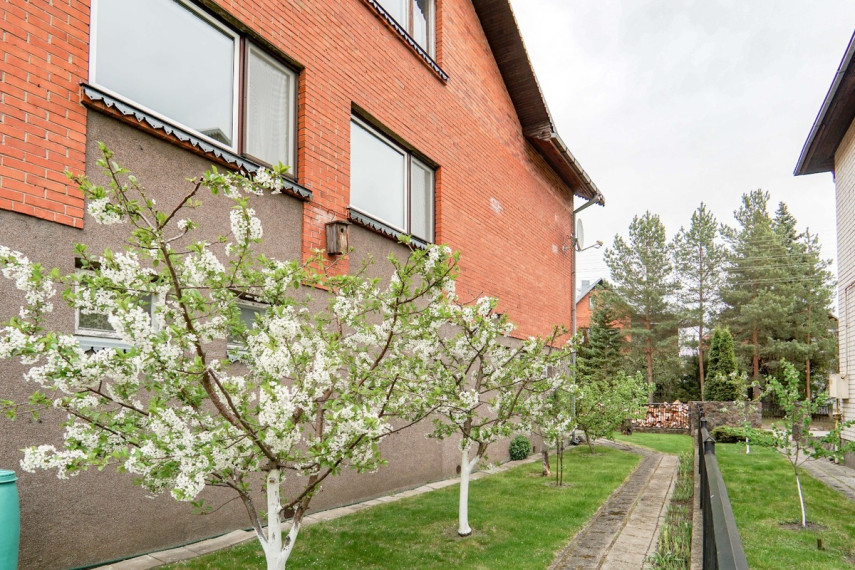Parduodamas namas Žilvičių g., Panevėžio m., Panevėžio m. sav., 358.41 m2 ploto, 2 aukštai 33