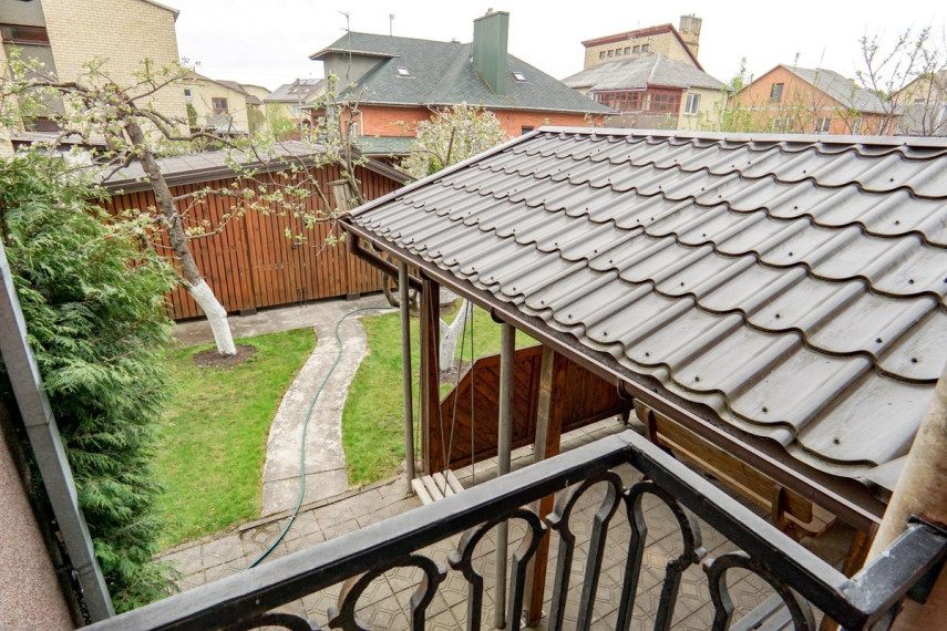 Parduodamas namas Žilvičių g., Panevėžio m., Panevėžio m. sav., 358.41 m2 ploto, 2 aukštai 42
