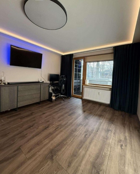 Parduodamas butas Klaipėdos apskritis, Klaipėda, Centras, Medžiotojų g., 35 m2 ploto, 1 kambariai 4
