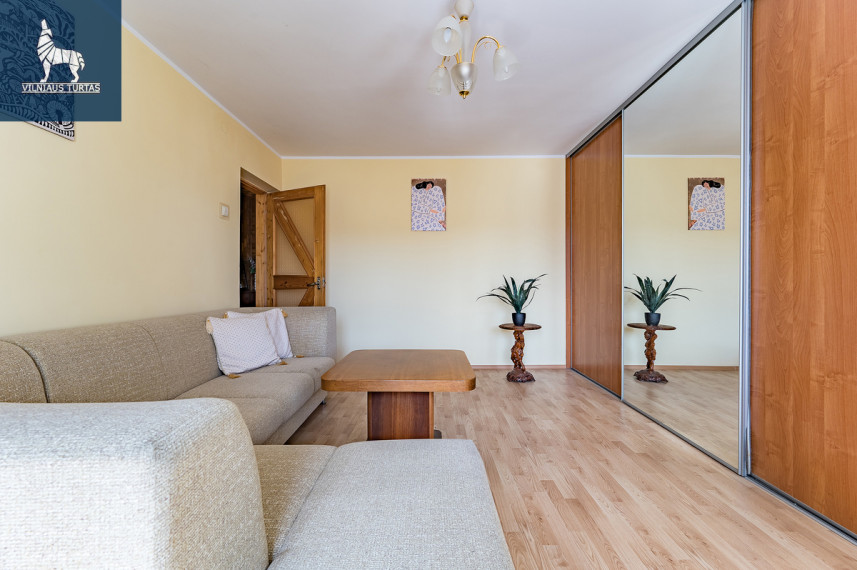 Parduodamas butas Jono Basanavičiaus g., Anykščių m., Anykščių r. sav., 64 m2 ploto, 3 kambariai 5