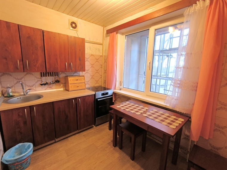 Parduodamas butas J. Basanavičiaus g., Kazlų Rūdos m., Kazlų Rūdos sav., 32.58 m2 ploto, 1 kambariai 5