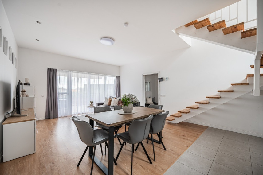 Parduodamas namas Riešės 3-ioji g., Grikienių k., Vilniaus r. sav., 114 m2 ploto, 2 aukštai 8