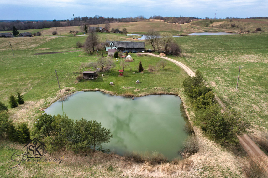 PARDUODAMA SODYBA SU 4.39 HA  ŽEMĖS RIETAVO SAV., TVERUOSE, ŽARĖNŲ G. 12 1