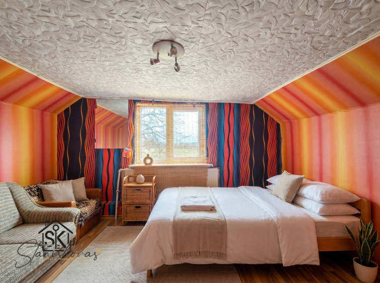 PARDUODAMA SODYBA SU 4.39 HA  ŽEMĖS RIETAVO SAV., TVERUOSE, ŽARĖNŲ G. 12 16