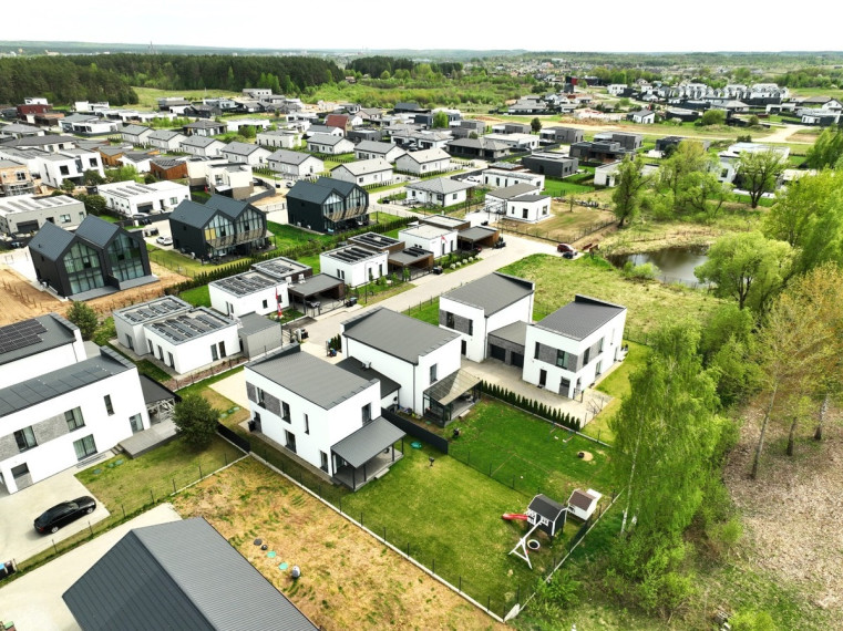 Parduodamas namas Derionių g., Vilniaus m., Vilniaus m. sav., 140 m2 ploto, 2 aukštai 37