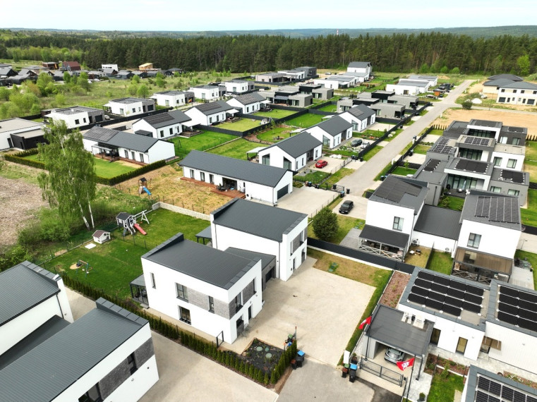 Parduodamas namas Derionių g., Vilniaus m., Vilniaus m. sav., 140 m2 ploto, 2 aukštai 39