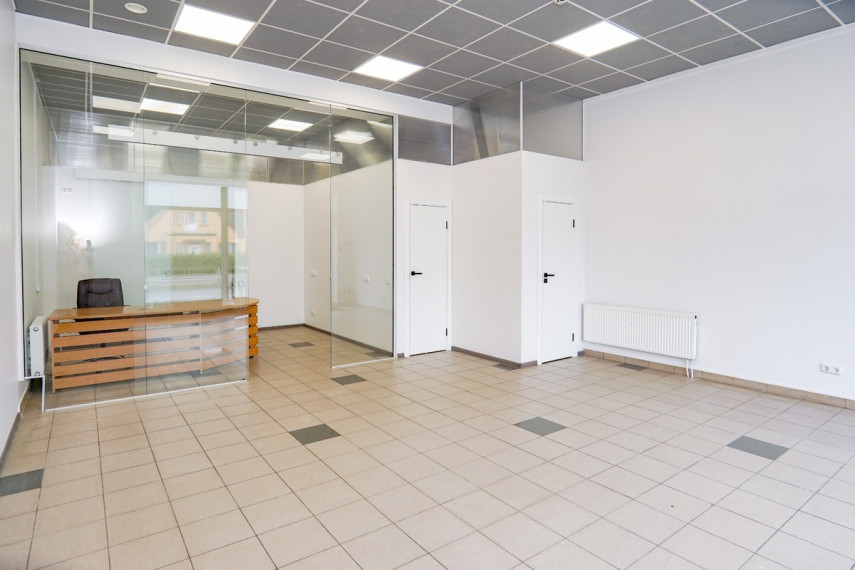 Nuomojamos administracinės, paslaugų, prekybos patalpos Nemuno g., Panevėžio m., Panevėžio m. sav., 67 m2 ploto 3
