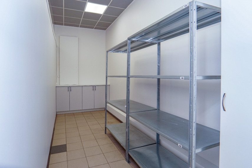 Nuomojamos administracinės, paslaugų, prekybos patalpos Nemuno g., Panevėžio m., Panevėžio m. sav., 67 m2 ploto 11