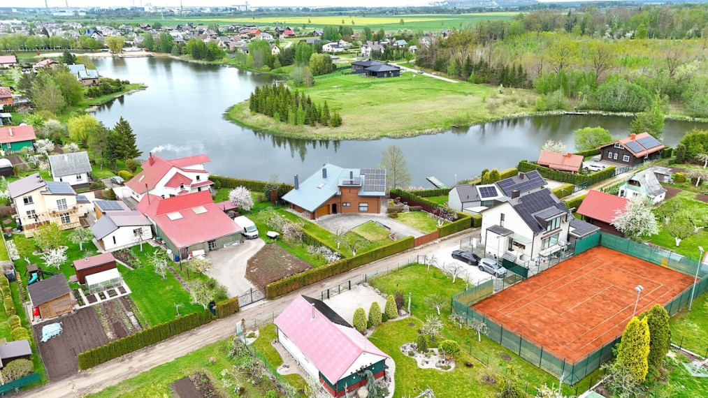 Parduodamas namas Žvejų tak., Pelėdnagių k., Kėdainių r. sav., 142.24 m2 ploto, 2 aukštai 23