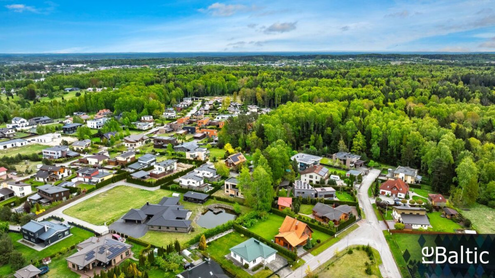 Parduodamas namas Ateities g., Bendorių k., Vilniaus r. sav., 440 m2 ploto, 1 aukštai 23