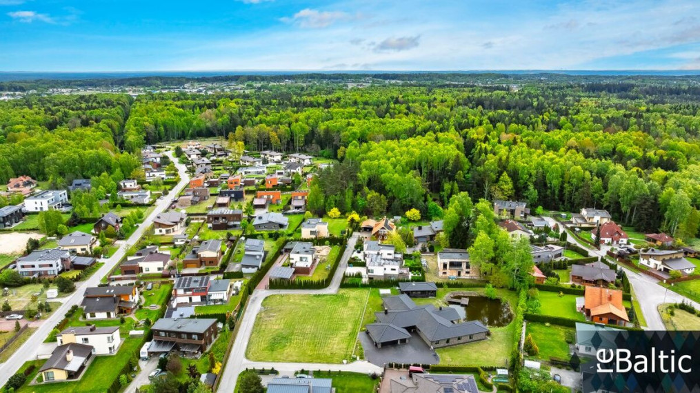 Parduodamas namas Ateities g., Bendorių k., Vilniaus r. sav., 440 m2 ploto, 1 aukštai 26