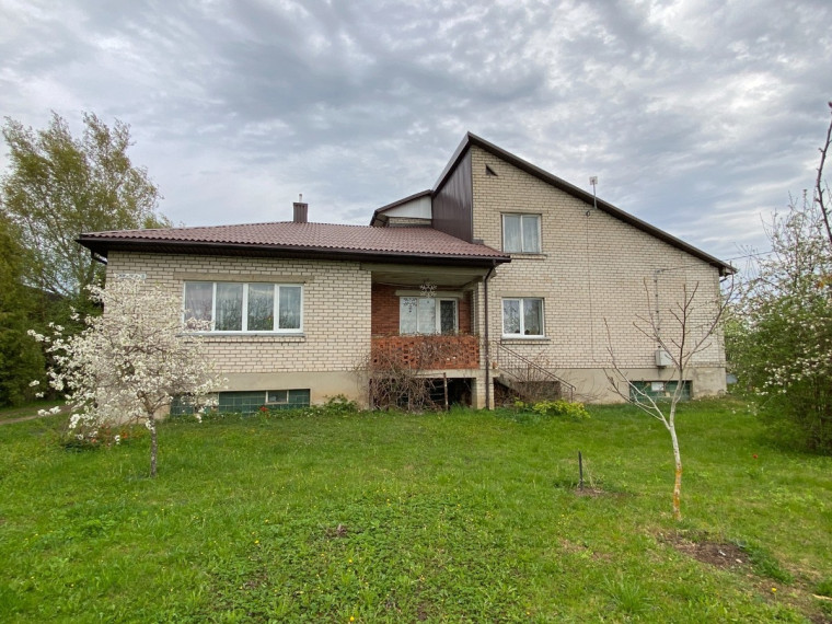 Parduodamas namas Bokšto g., Butkiškės k., Raseinių r. sav., 258.42 m2 ploto, 2 aukštai 6