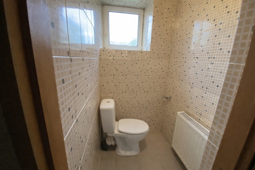 Parduodamas namas Bokšto g., Butkiškės k., Raseinių r. sav., 258.42 m2 ploto, 2 aukštai 25