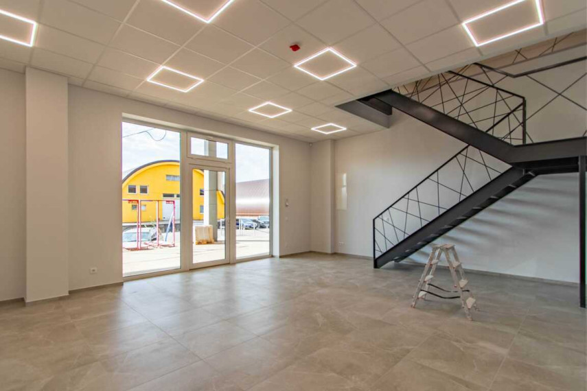 NUOMOJAMOS ĮVAIRAUS DYDŽIO PATALPOS VERSLUI PANEVĖŽYJE 6