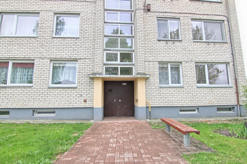 Parduodamas butas Radviliškio g., Zokniai, Šiaulių m., Šiaulių m. sav., 65.5 m² ploto 3 kambariai 29