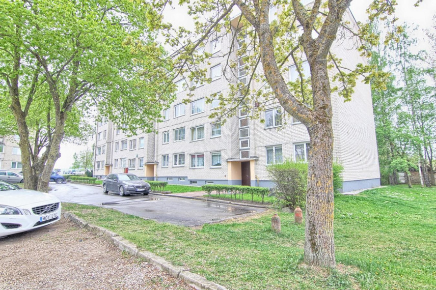 Parduodamas butas Radviliškio g., Zokniai, Šiaulių m., Šiaulių m. sav., 65.5 m² ploto 3 kambariai 30