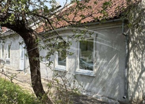 Parduodamas namas Mažojo Kaimelio g., Klaipėdos m., Klaipėdos m. sav., 198 m2 ploto, 1 aukštai Parduodamas namas Mažojo Kaimelio g., Klaipėdos m., Klaipėdos m. sav., 198 m2 ploto, 1 aukštai