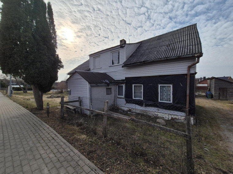 Parduodamas namas Dariaus ir Girėno g., Rietavo m., Rietavo sav., 23.93 m² ploto 3 kambariai 2