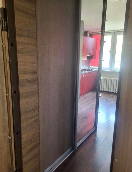 Parduodamas butas Klaipėdos apskritis, Klaipėda, Vėtrungės, Paryžiaus Komunos g., 21 m2 ploto, 1 kambariai 7