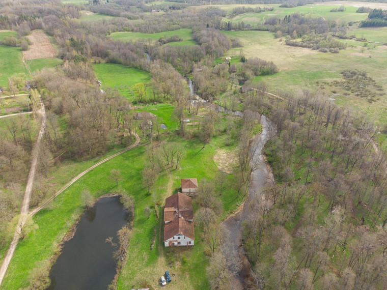 Parduodamas namas Kalno g., Klabinių k., Molėtų r. sav., 490.6 m2 ploto, 2 aukštai 27
