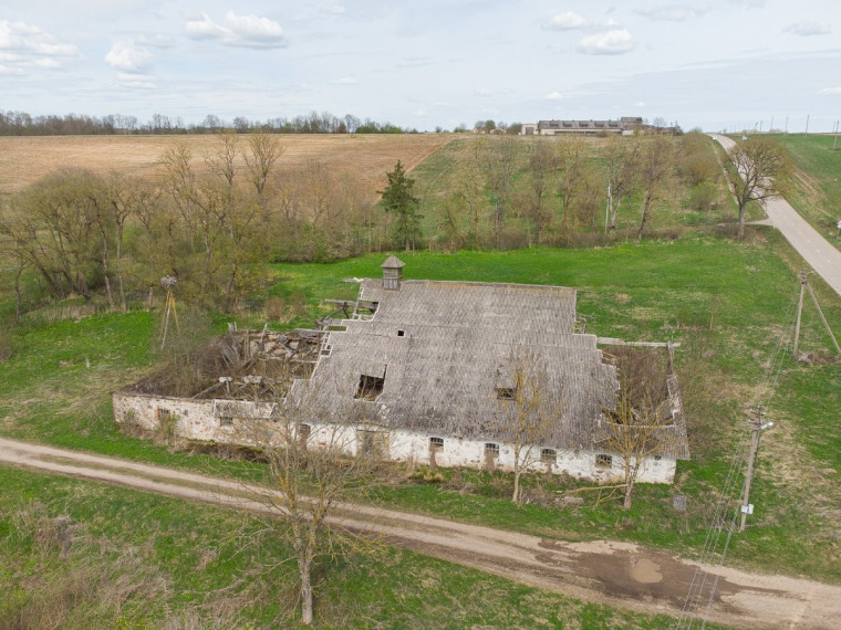 Parduodamas namas Kalno g., Klabinių k., Molėtų r. sav., 490.6 m2 ploto, 2 aukštai 29