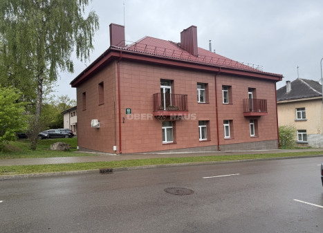 Parduodamas butas Varpo g., Centras, Šiaulių m., Šiaulių m. sav., 69.08 m2 ploto, 3 kambariai Parduodamas butas Varpo g., Centras, Šiaulių m., Šiaulių m. sav., 69.08 m2 ploto, 3 kambariai