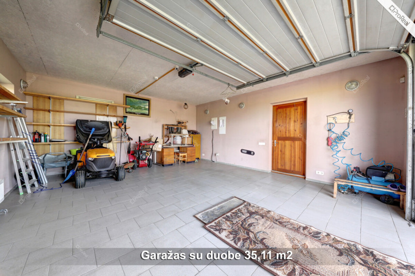 Parduodamas namas Vievio g., Airėnų II k., Vilniaus r. sav., 315 m2 ploto, 2 aukštai 16