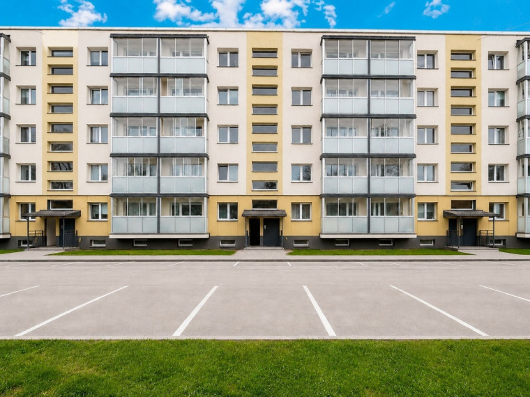 Parduodamas butas Sodų g., Mažeikių m., Mažeikių r. sav., 47.74 m2 ploto, 2 kambariai 12