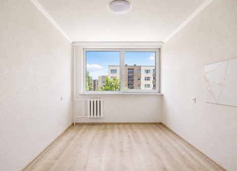 Parduodamas butas Draugystės g., Mažeikių m., Mažeikių r. sav., 34.61 m2 ploto, 1 kambariai Parduodamas butas Draugystės g., Mažeikių m., Mažeikių r. sav., 34.61 m2 ploto, 1 kambariai