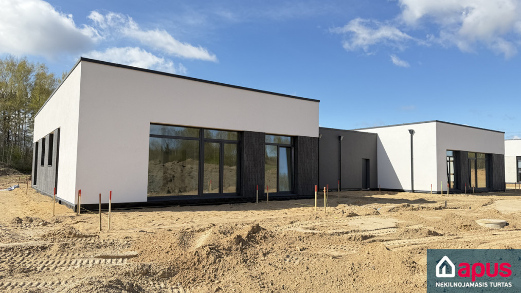 Parduodamas namas Kalvų g., Papiškių k., Vilniaus r. sav., 162 m2 ploto, 1 aukštai 4