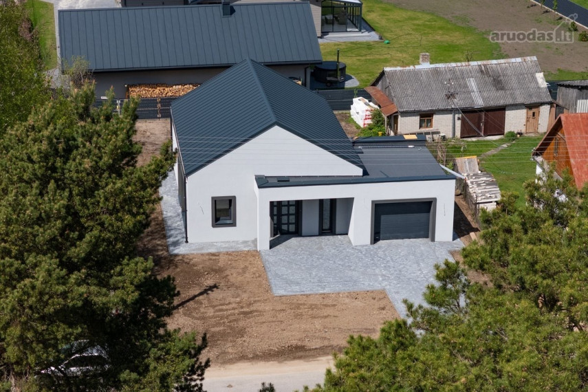 Parduodamas namas Trakų g., Ukmergės m., Ukmergės r. sav., 105 m2 ploto, 1 aukštai 2
