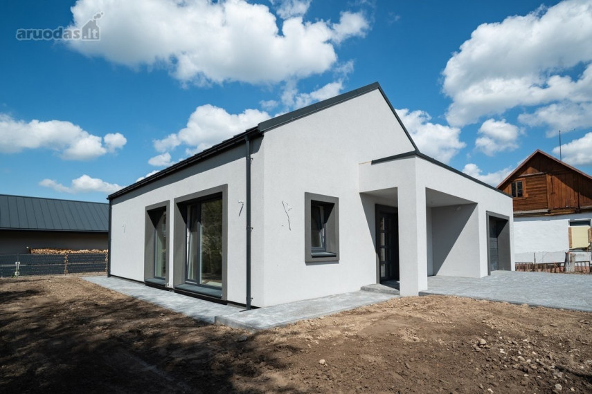 Parduodamas namas Trakų g., Ukmergės m., Ukmergės r. sav., 105 m2 ploto, 1 aukštai 4