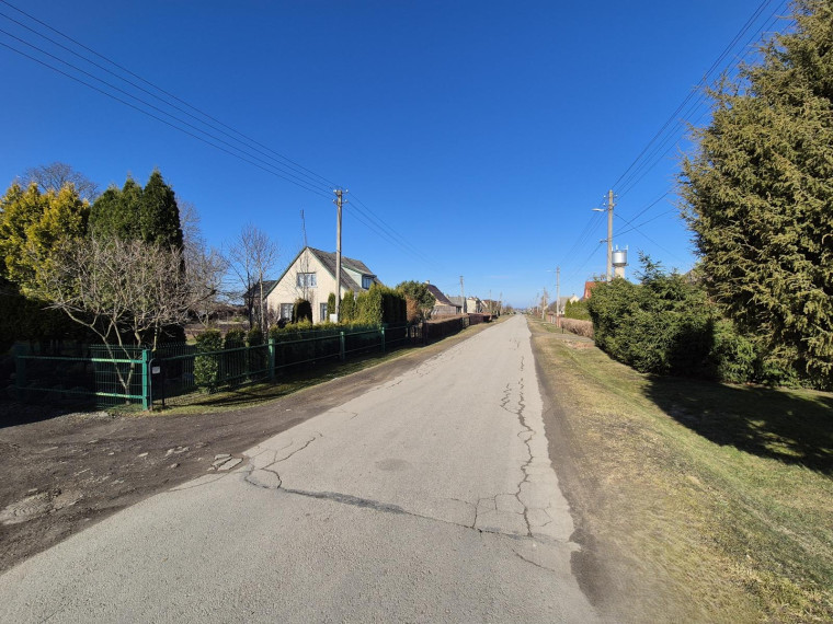 Parduodamas namas Pergalės g., Papilės mstl., Akmenės r. sav., 11.69 m² ploto 3 kambariai 28