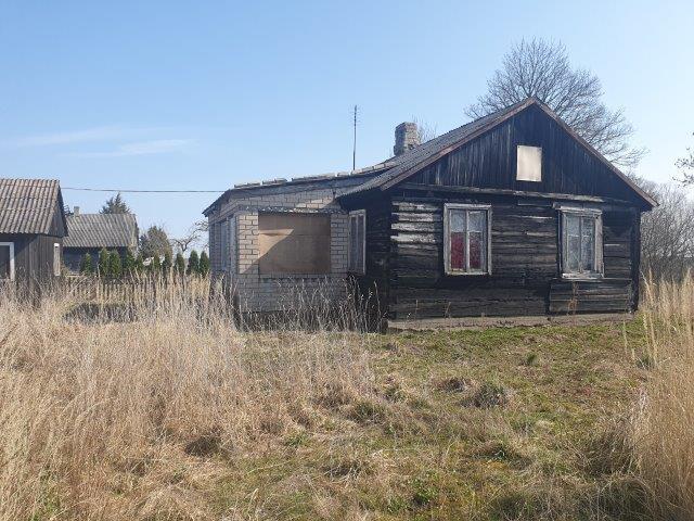 Parduodamas namas Kaniūkų g., Kaniūkų k., Jurbarko r. sav., 16.01 m² ploto 2 kambariai 4
