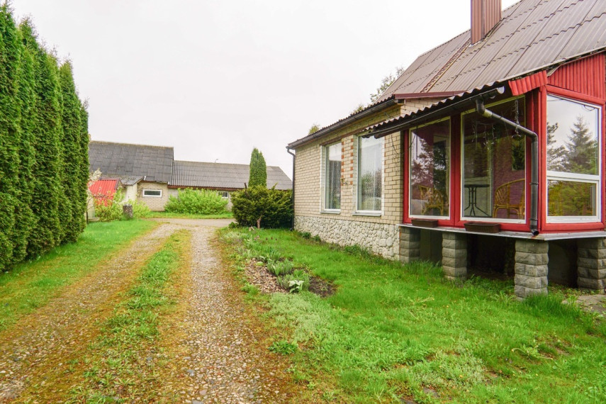 Parduodamas namas Puntuko g., Šlavėnų k., Anykščių r. sav., 120 m2 ploto, 1 aukštai 2