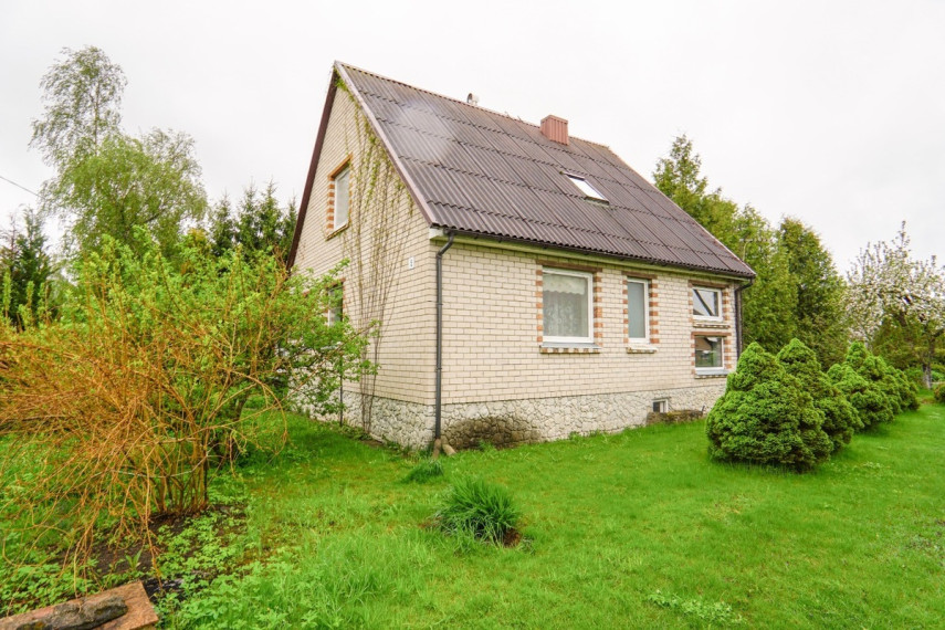 Parduodamas namas Puntuko g., Šlavėnų k., Anykščių r. sav., 120 m2 ploto, 1 aukštai 7