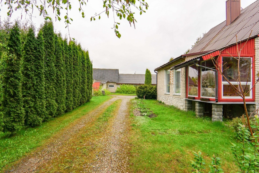 Parduodamas namas Puntuko g., Šlavėnų k., Anykščių r. sav., 120 m2 ploto, 1 aukštai 31