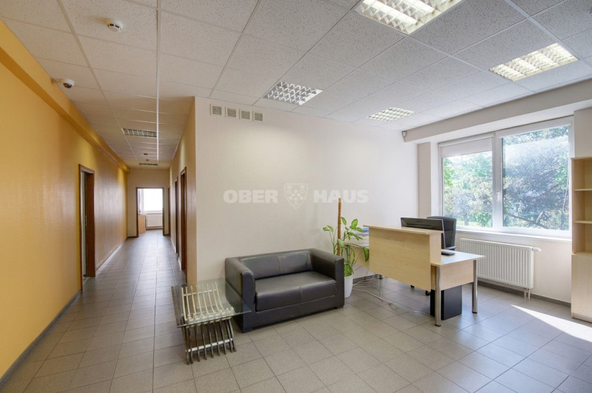 Nuomojamos administracinės patalpos Taikos g. , Justiniškės, Vilniaus m., Vilniaus m. sav., 180 m2 ploto 3