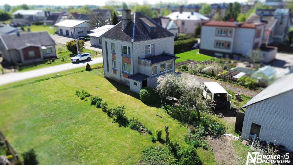 Parduodamas namas Šiltnamių g., Ginkūnų k., Šiaulių r. sav., 168.71 m² ploto 4 kambariai 6