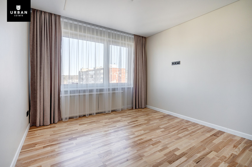 Parduodamas butas Apolinaro Juozo Povilaičio g., Karoliniškėse, Vilniuje, 70.4 kv.m ploto, 4 kambariai 23