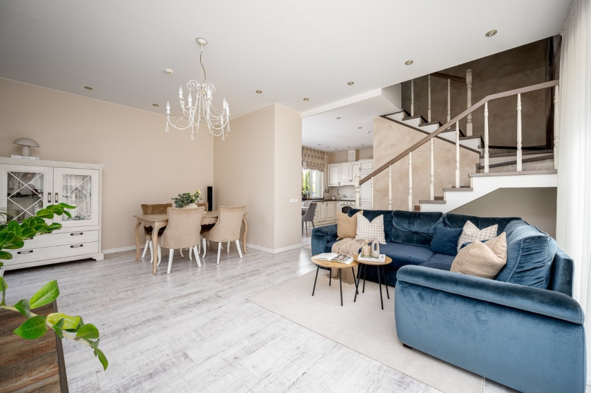 Parduodamas namas Saulės g., Bukiškio k., Vilniaus r. sav., 170 m2 ploto, 2 aukštai 2
