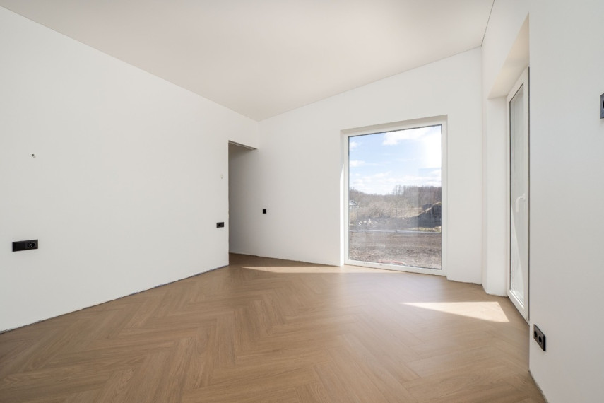 Parduodamas namas Juditos Vaičiūnaitės g., Vilniaus m., Vilniaus m. sav., 124.32 m2 ploto, 1 aukštai 7