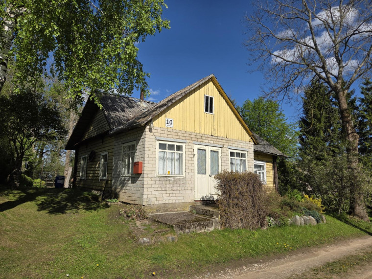 Parduodamas namas Medinų k., Ignalinos r. sav., 82.49 m² ploto 4 kambariai 2