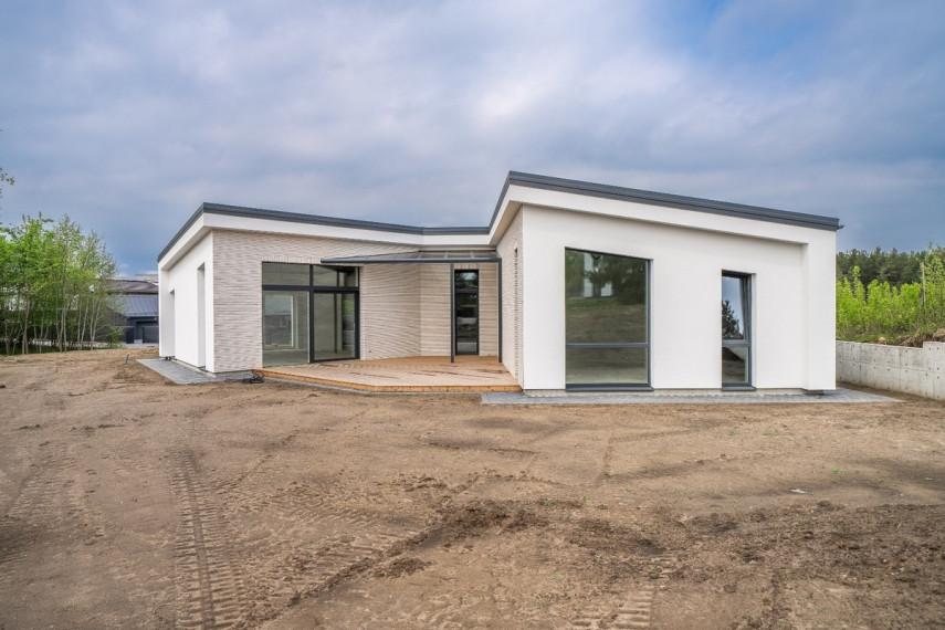 Parduodamas namas Vaivorų g., Vilniaus m., Vilniaus m. sav., 176 m2 ploto, 1 aukštai 21