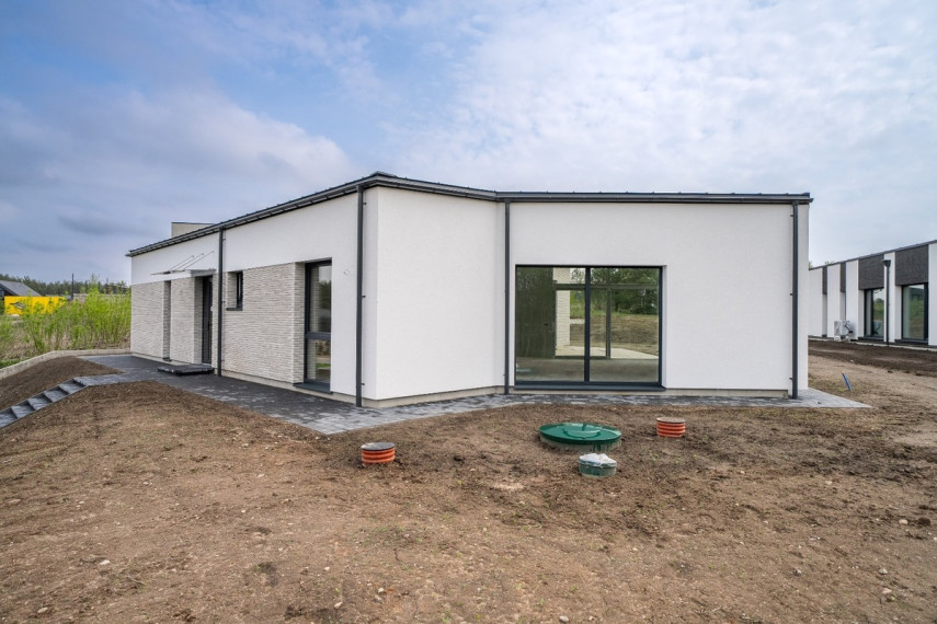 Parduodamas namas Vaivorų g., Vilniaus m., Vilniaus m. sav., 176 m2 ploto, 1 aukštai 24